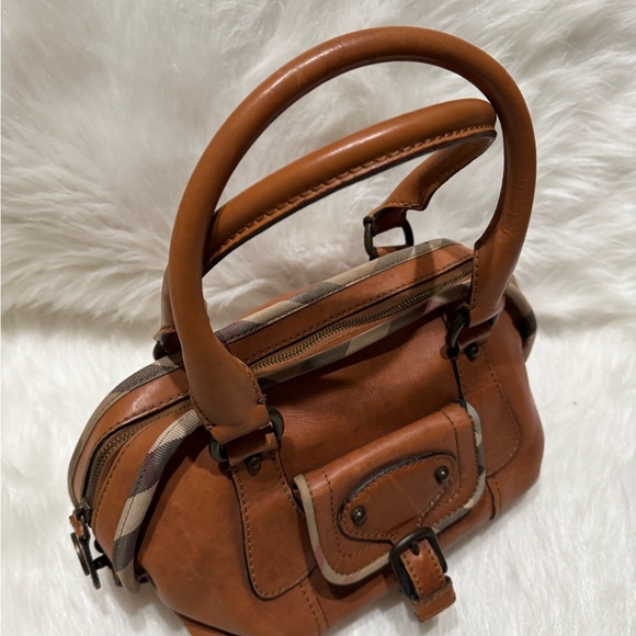 Burberry Vintage Tan Leather Women's Bag - Picture 4 of 13